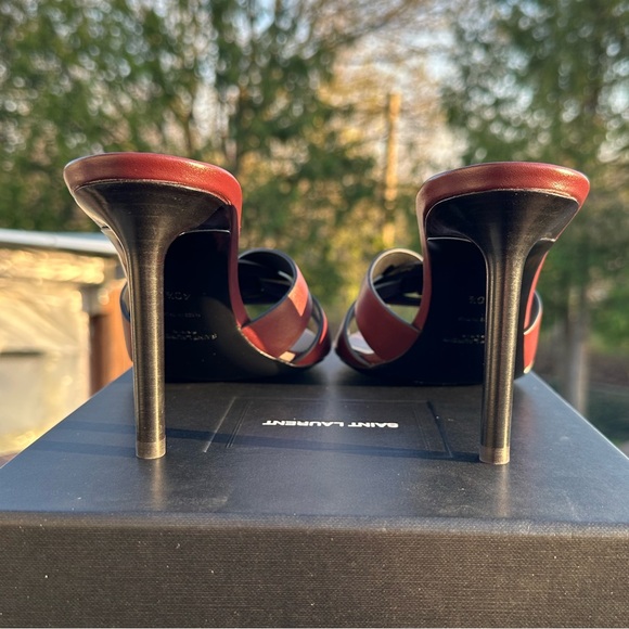 ✨HOST PICK✨ *NEW* SAINT LAURENT TRIBUTE SANDALS (IT 40.5) - Picture 5 of 10